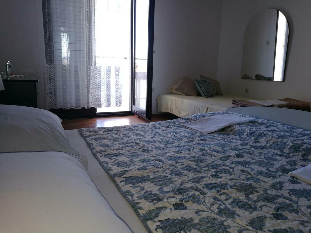 Apartman Ban Brodarica  Exteriör bild