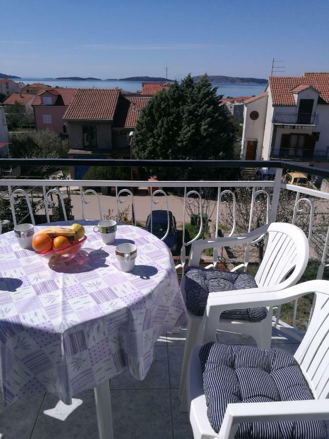 Apartman Ban Brodarica  Exteriör bild
